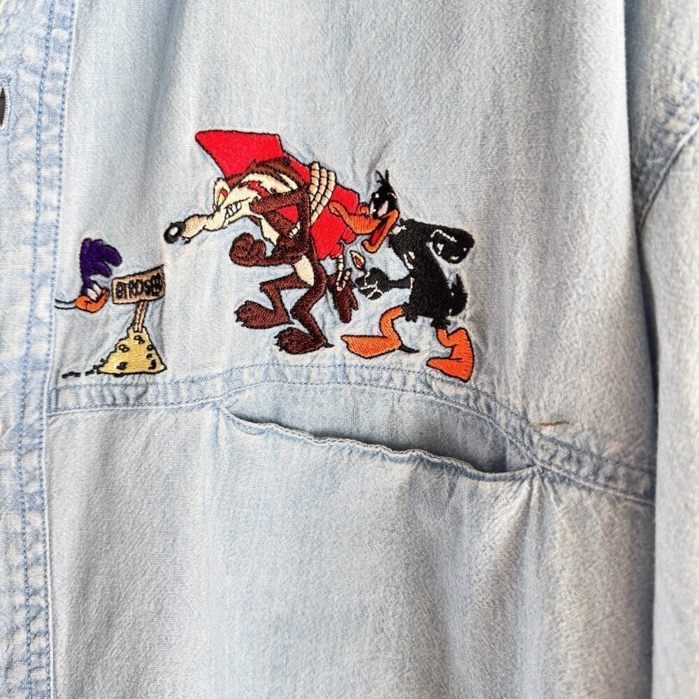Warner Brothers Studio Store Lightweight Denim Embroidered Cartoon Shirt L - Picture 2 of 7